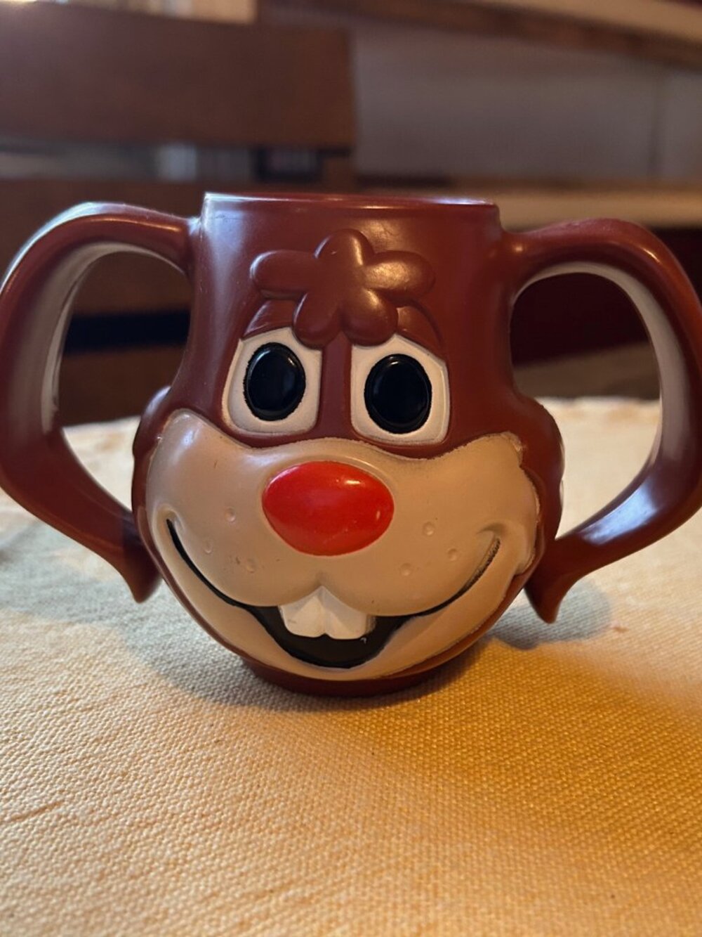 Vintage Nestle Quik mugs    Quik bunny rabbit handled plastic mug from the 70's